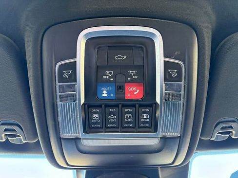 Used 2023 RAM 1500 Laramie AWD/4WD image 24