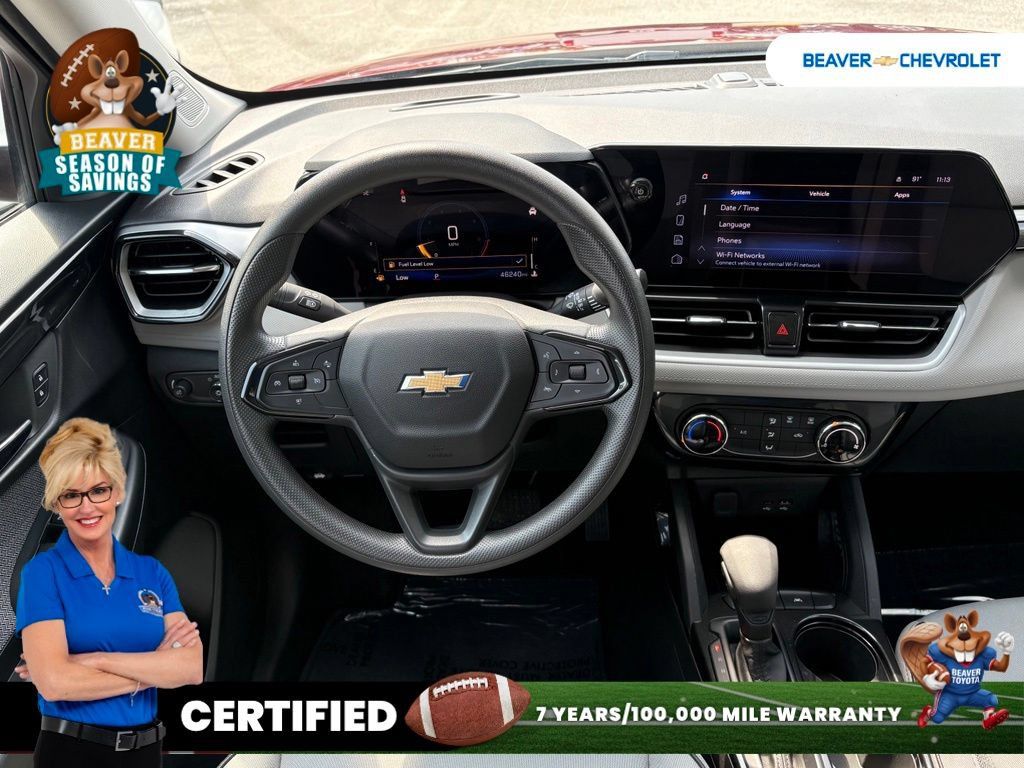 Used 2025 Chevrolet TrailBlazer LT FWD image 16