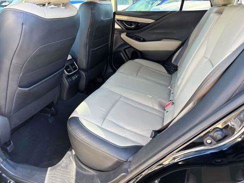 Used 2020 Subaru Outback Limited image 10