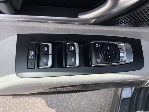 Used 2022 Kia Telluride S image 19