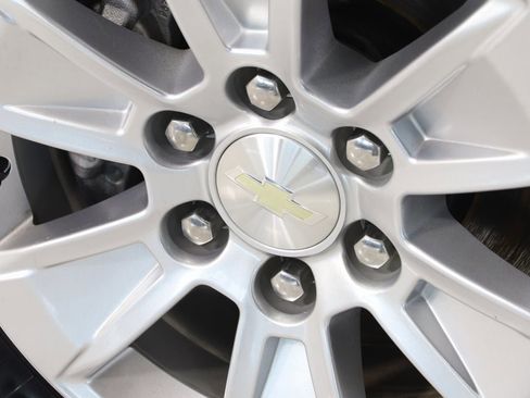 Used 2023 Chevrolet Colorado Z71 image 15