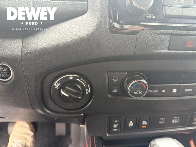 Used 2023 Nissan Frontier PRO-4X w/ Pro Convenience Package AWD/4WD image 22