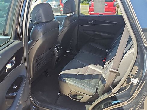 Used 2017 Kia Sorento EX AWD/4WD image 20