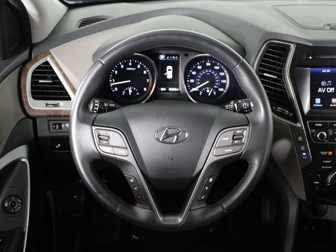 Used 2019 Hyundai Santa Fe XL SE w/ SE Premium Package 02 FWD image 20