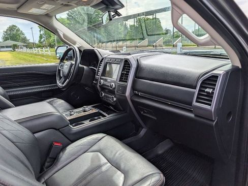 Used 2019 Ford Expedition Platinum AWD/4WD image 34