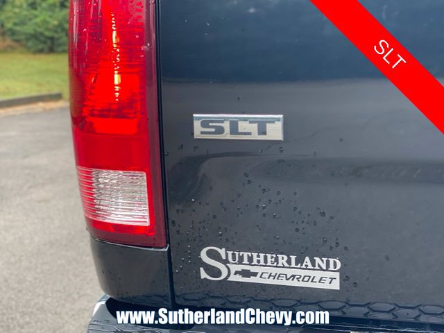 Used 2020 RAM 1500 Classic SLT AWD/4WD image 12