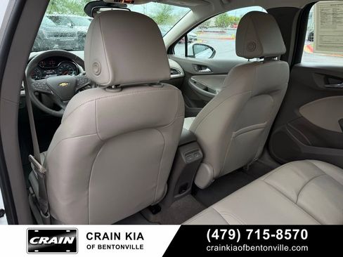 Used 2017 Chevrolet Cruze Premier w/ Enhanced Convenience Package FWD image 25
