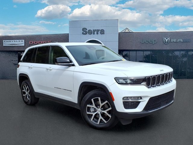 Used 2023 Jeep Grand Cherokee Limited AWD/4WD image 1