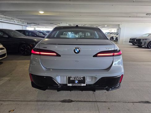 New 2026 BMW 740i xDrive w/ Executive Package AWD/4WD image 5