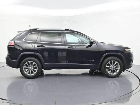 Used 2019 Jeep Cherokee Latitude Plus w/ Comfort/Convenience Group AWD/4WD image 4