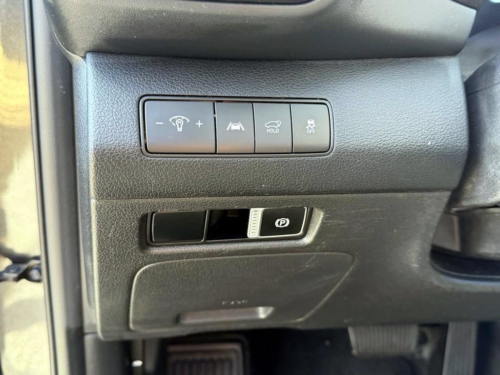 Certified 2023 Hyundai Santa Fe XRT AWD/4WD image 18