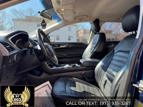 Used 2017 Ford Edge SEL w/ Equipment Group 201A image 23