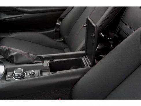 Used 2017 MAZDA MX-5 Miata RF Grand Touring image 14