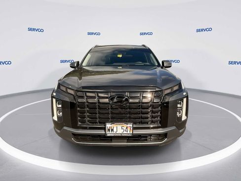 Used 2023 Hyundai Palisade Limited FWD image 3