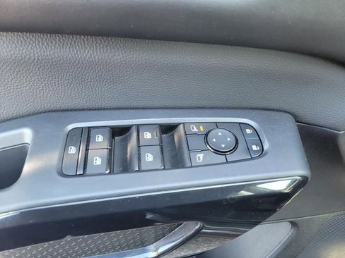 Certified 2024 Nissan Pathfinder S image 33