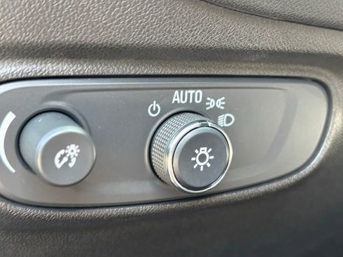 Used 2020 Chevrolet Equinox LT AWD/4WD image 27