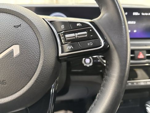 Certified 2024 Kia Seltos S FWD image 18