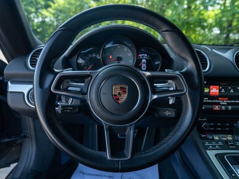 Used 2018 Porsche 718 Cayman S RWD image 26