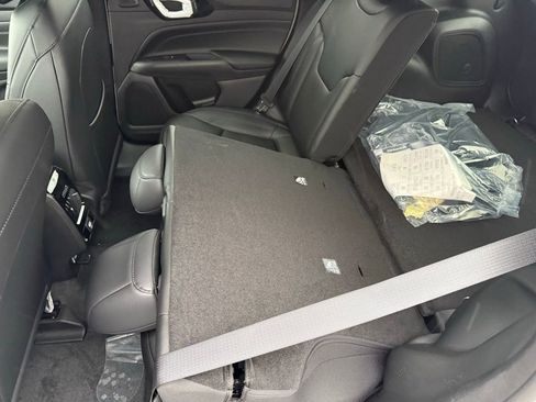 New 2026 Jeep Compass Limited image 30