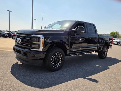 New 2026 Ford F250 Platinum AWD/4WD image 3