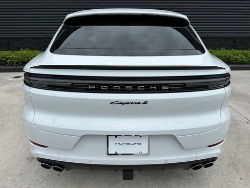 Used 2026 Porsche Cayenne S AWD/4WD image 13