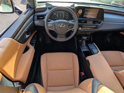Used 2022 Lexus ES 350 w/ Premium Package FWD image 13