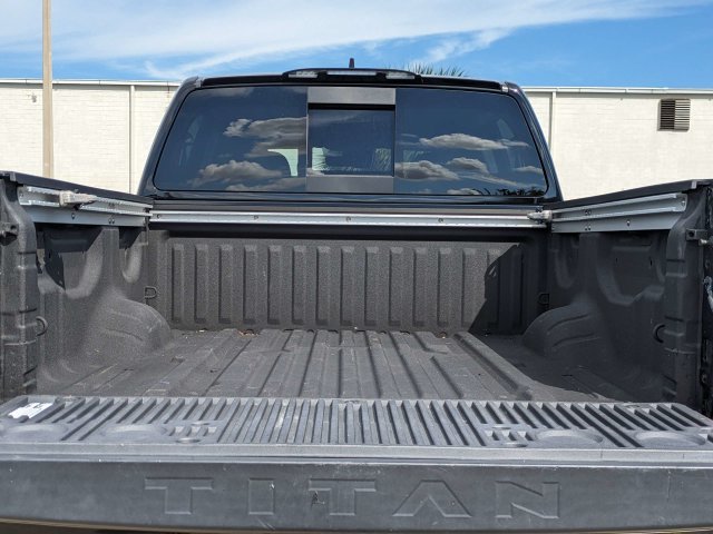 Used 2024 Nissan Titan SV w/ SV Convenience Package RWD image 13