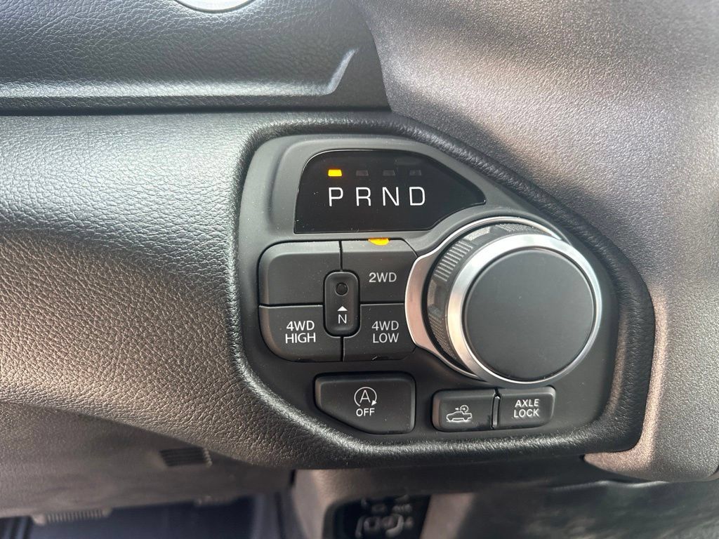New 2026 RAM 1500 Warlock AWD/4WD image 27