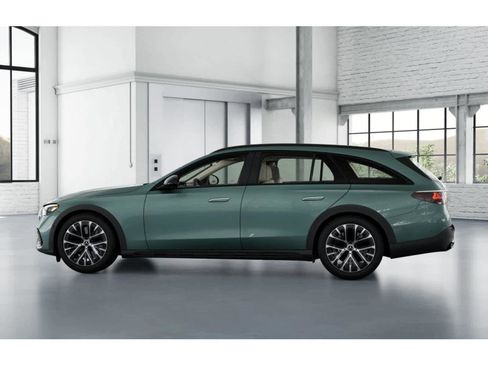New 2026 Mercedes-Benz E 450 4MATIC All-Terrain Wagon image 32