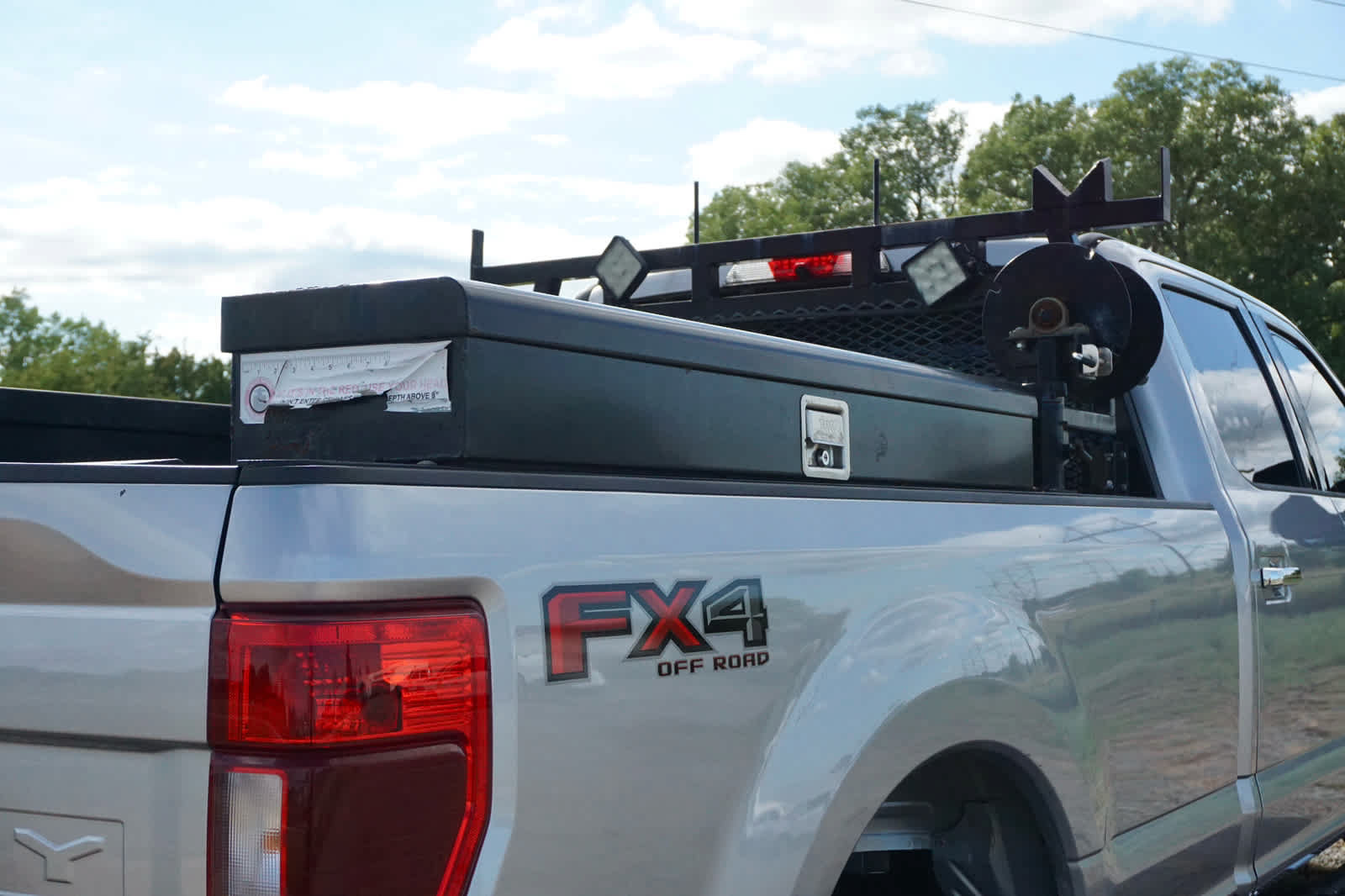 Used 2022 Ford F350 XLT w/ XLT Premium Package AWD/4WD image 44