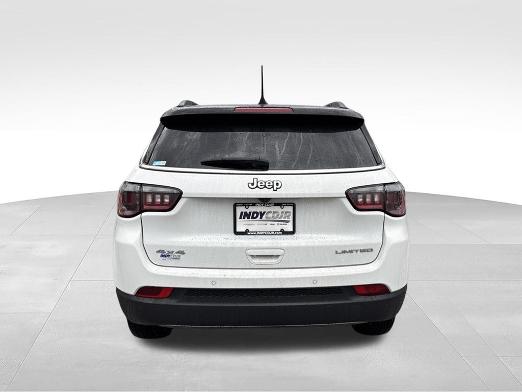 Used 2024 Jeep Compass Limited AWD/4WD image 5