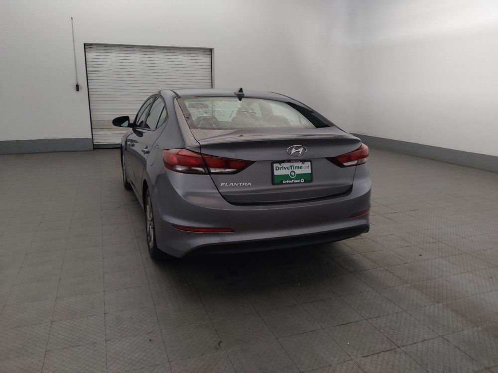 Used 2018 Hyundai Elantra SEL FWD image 6
