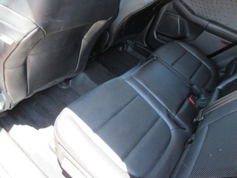 Used 2020 Ford Escape SEL AWD/4WD image 16
