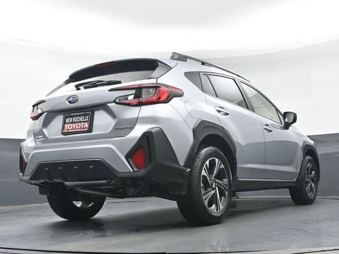 Used 2025 Subaru Crosstrek 2.0i Premium image 33