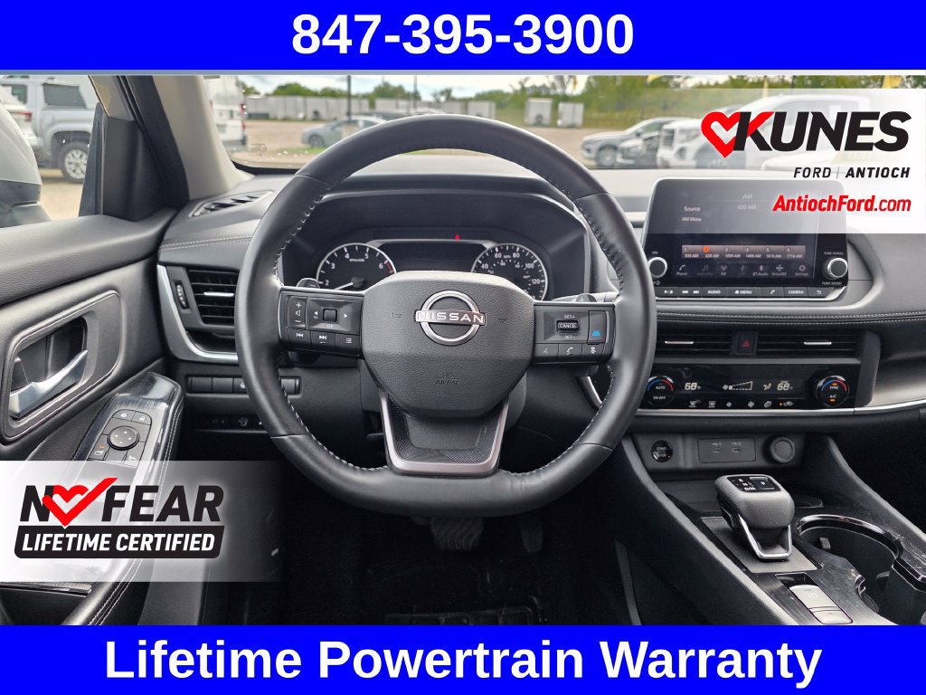 Used 2025 Nissan Rogue SV AWD/4WD image 38