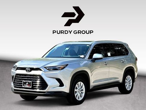 New 2026 Toyota Grand Highlander XLE image 4