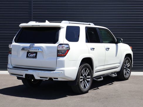 Used 2018 Toyota 4Runner Limited AWD/4WD image 5