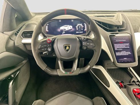 Used 2024 Lamborghini Revuelto AWD/4WD image 10