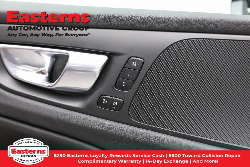 Used 2022 Volvo S60 B5 Inscription FWD image 21