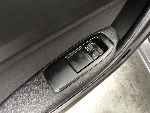 Used 2023 Ford Ranger XLT w/ Equipment Group 301A Mid AWD/4WD image 18