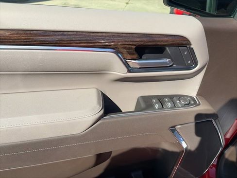 New 2026 GMC Sierra 1500 SLE w/ Preferred Package image 17