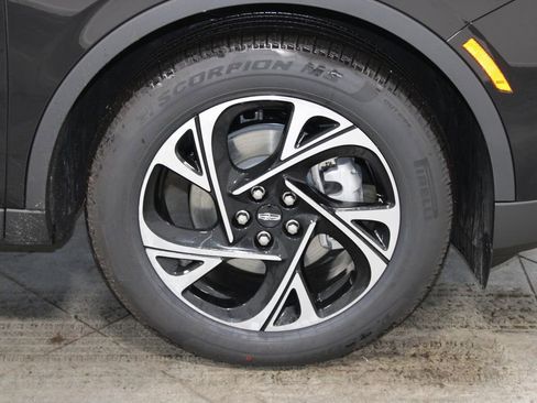 New 2026 Lincoln Nautilus Premier w/ Jet Appearance Package AWD/4WD image 12