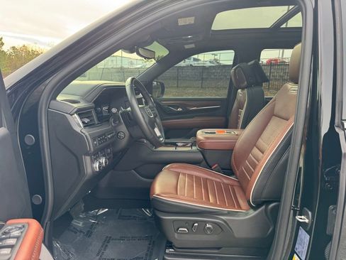 Used 2024 GMC Yukon Denali Ultimate image 23
