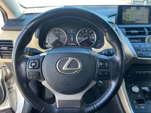 Used 2016 Lexus NX 200t FWD image 9