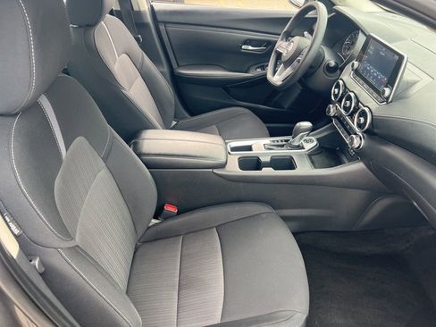 Certified 2023 Nissan Sentra SV image 18