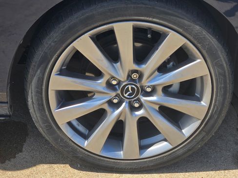 Used 2023 MAZDA MAZDA3 s FWD image 8