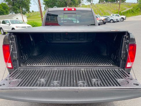Used 2018 RAM 1500 Classic SLT AWD/4WD image 24
