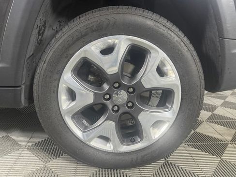 Used 2021 Jeep Compass Limited AWD/4WD image 13