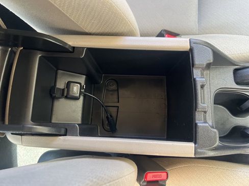 Used 2013 Honda Civic LX image 23