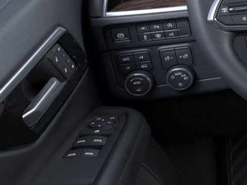 New 2026 Chevrolet Suburban LT AWD/4WD image 22